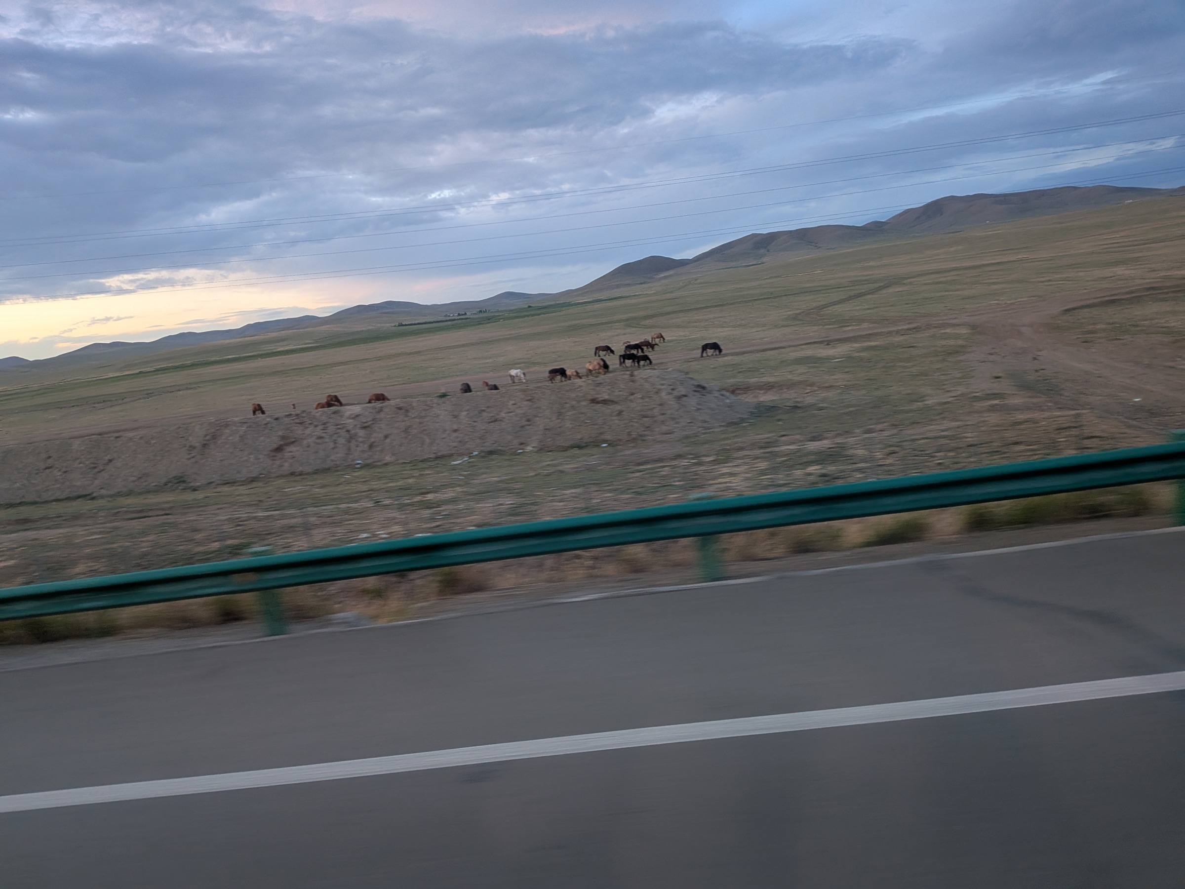 ウランバートルへの道中景色1